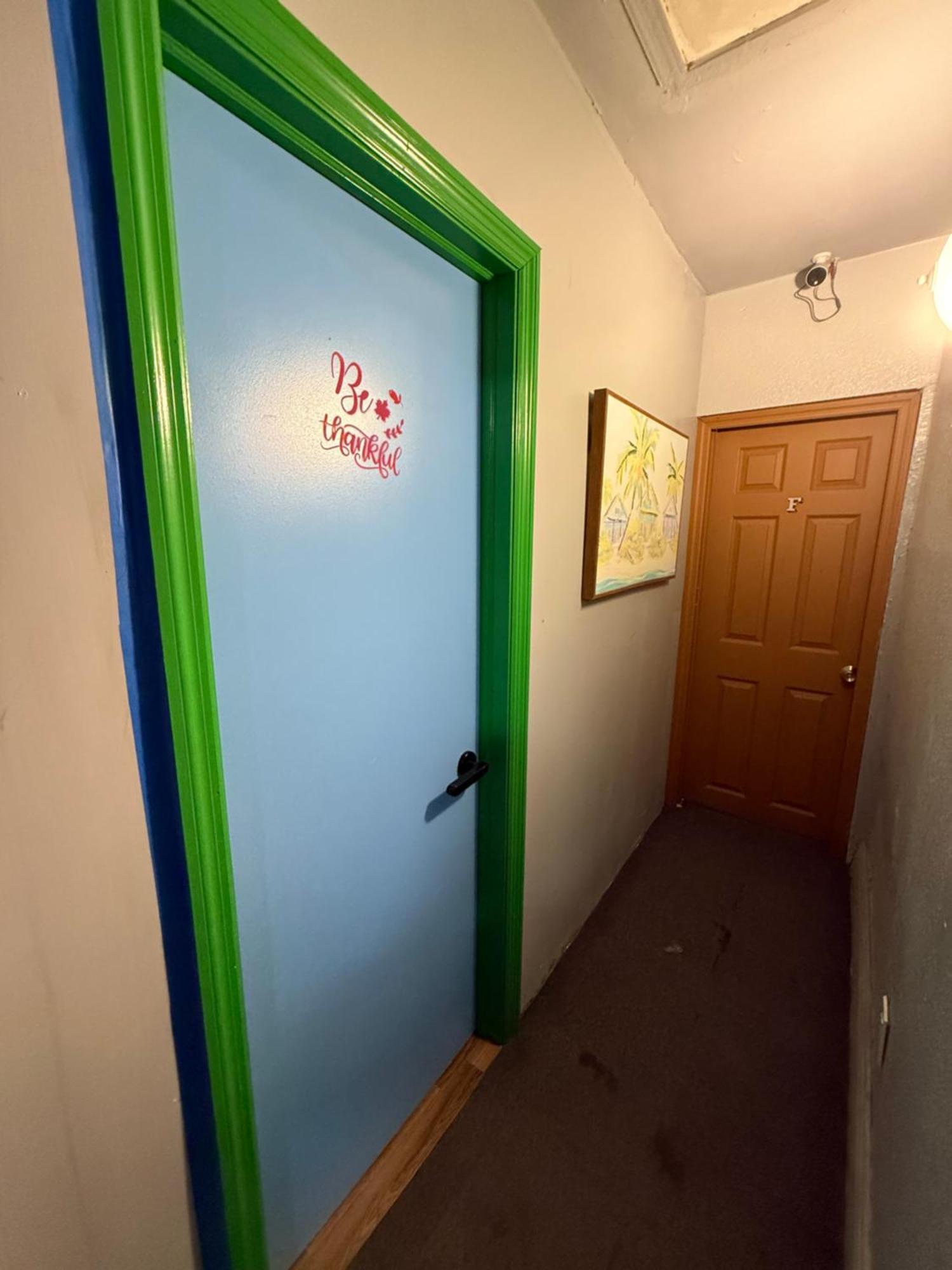 Oqp Vacations Hostel Miami Exterior photo